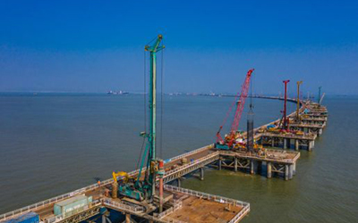 Construction d'une installation de forage rotatif en Indonésie